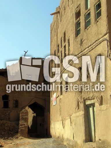 159 Al Hamra, Lehmhäuser.JPG